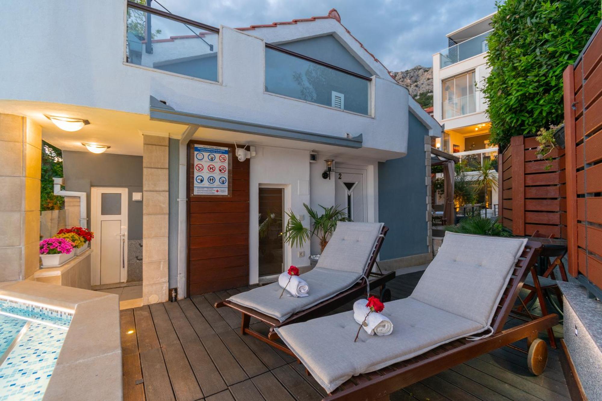 Apartments Villa Tomas Brela Exterior photo